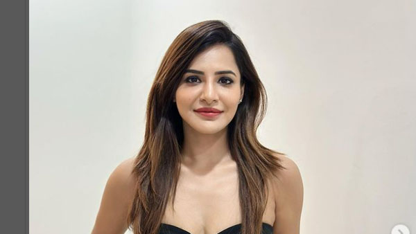 ఎలాంటి డ్రెస్ వేసినా