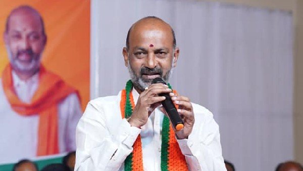 బండి సంజయ్ వివాదాస్పద వ్యాఖ్యలు