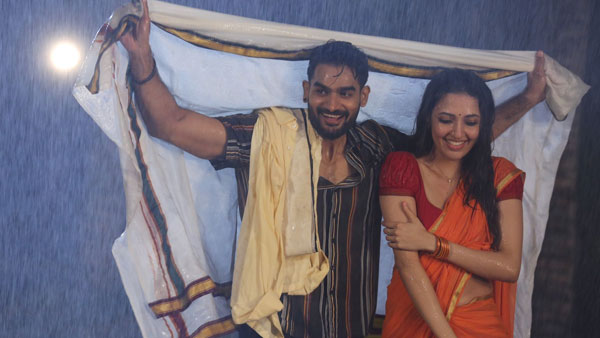 Kartikeya Neha Shetty Vennello Adapilla Song Out From Bedurulanka 2012 Kartikeya Neha Shetty Vennello Adapilla Song Out From Bedurulanka 2012