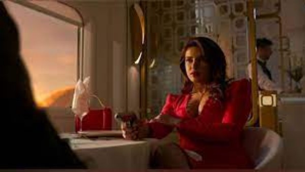 రిచర్డ్‌తో హాట్ హాట్‌గా రొమాన్స్