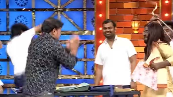 పిచ్చ కొట్టుడు కొట్టడంతో