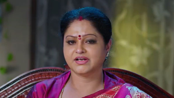 తల్లిపై అఖిల్ అసహనం