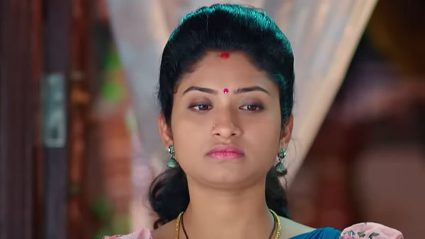  మల్లిక పిచ్చి నవ్వులు