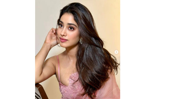 అందులోనూ యమ బిజీగానే