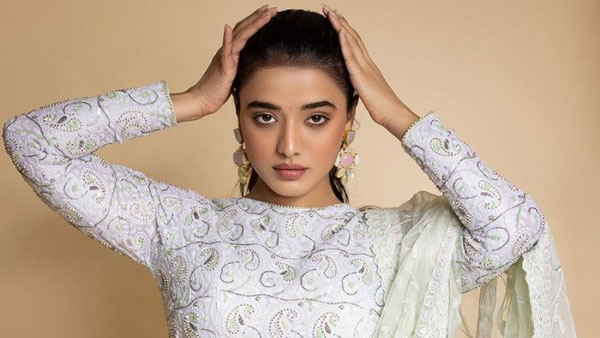 ఒక్క వీడియోతో సంచలనం