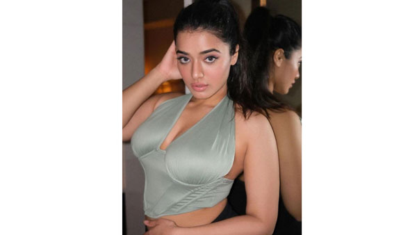 అందులో మాత్రం బిజీగానే