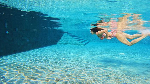 ఫొటోస్ వైరల్