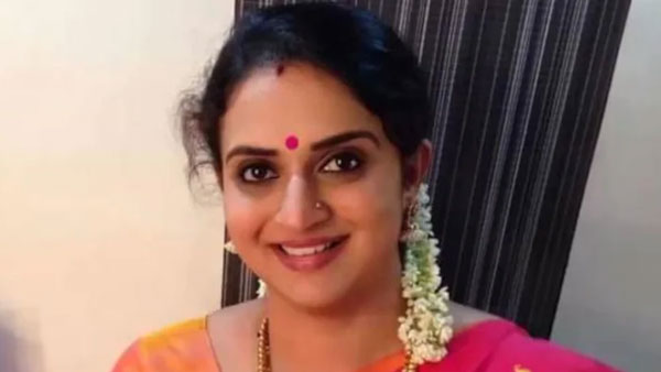 పవిత్ర మోసాన్ని