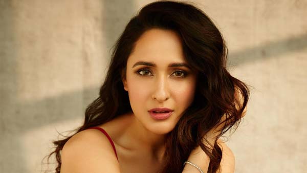 కంచె మూవీతో సంచలనంగా