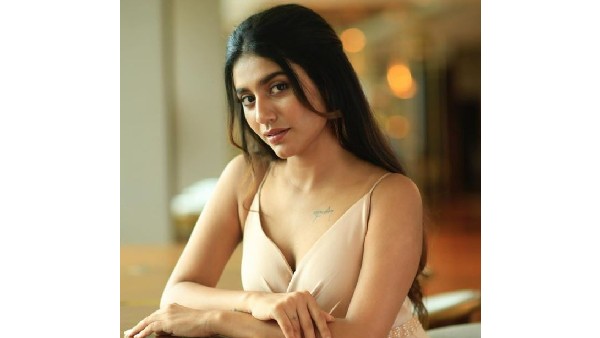 ప్రియా ప్రకాశ్ హాట్ ట్రీట్