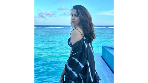 అప్పుడప్పుడూ చూపిస్తూనే