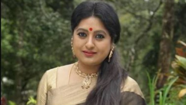 అలీ రెజాతో రొమాంటిక్ సీన్లు