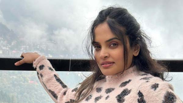 అప్పుడప్పుడూ ఊరిస్తూ