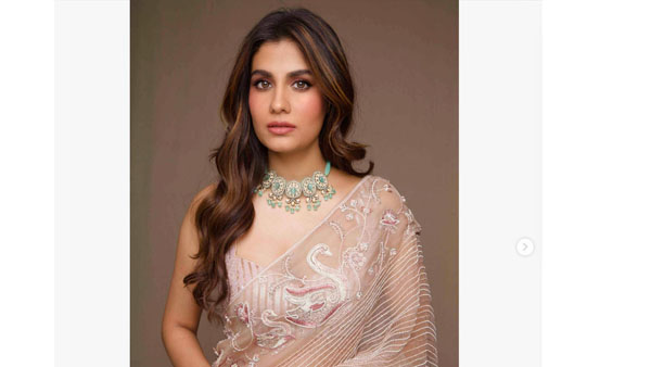 ఫ్యామిలీ బ్యాక్ గ్రౌండ్..