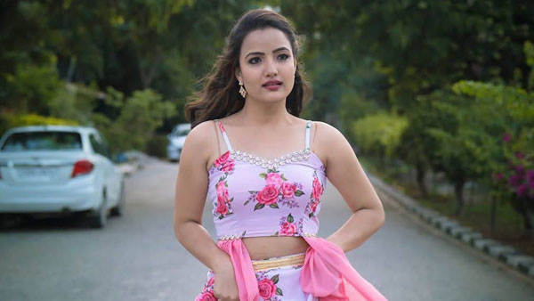 పులి మేక వెబ్ సిరీస్ లో..