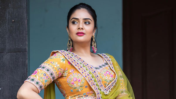 హీరోయిన్స్ కు తక్కువ..