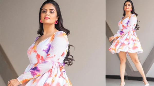 లెగ్స్ అందాలు హైలెట్