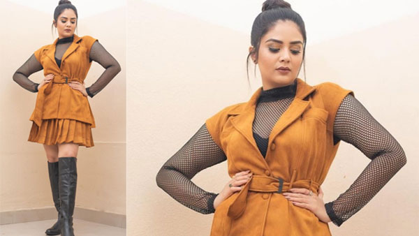 లెగ్స్ అందాలు హైలెట్