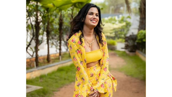 Ariyana Glory Latest Fabulous Photos Goes Viral