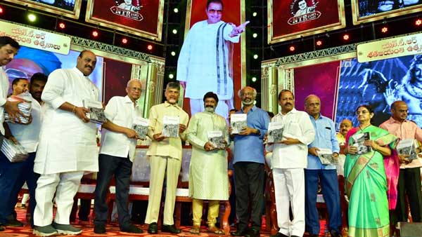 Rajinikanth about Nandamuri Balakrishnas action scenes and acting