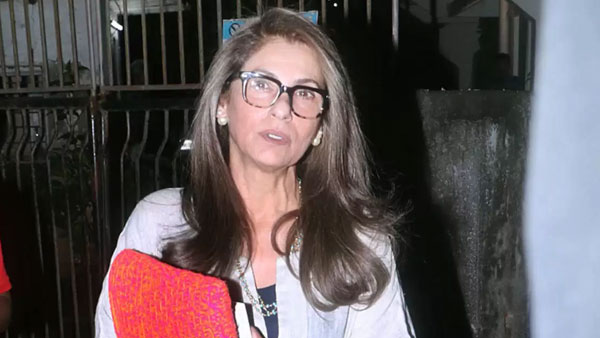 Is Dimple Kapadia still continuing relationship with Sunny Deol?