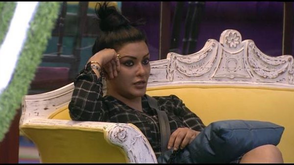  Heroine Koena Mitra attempted suicide