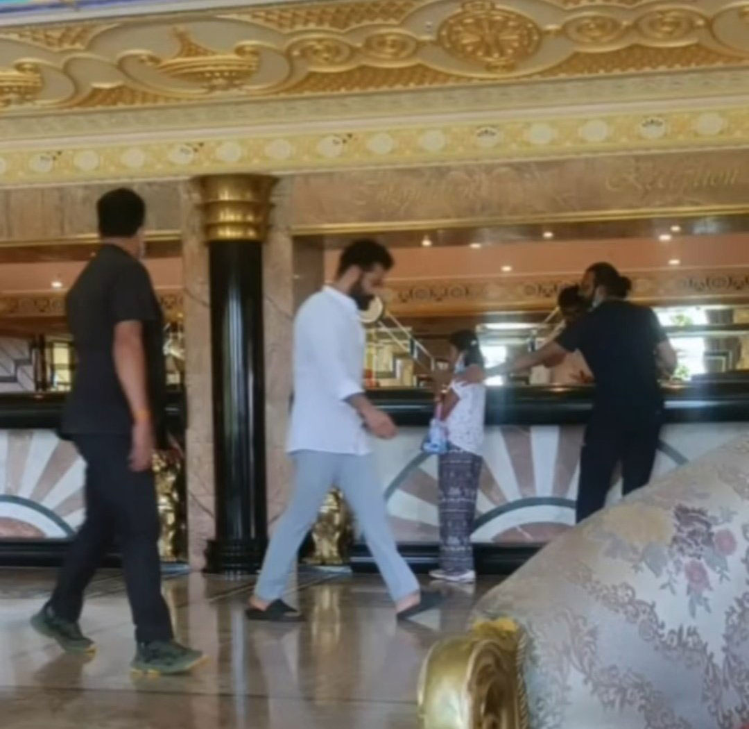 Jr NTR Met Allu Arjun At Pushpa The Rule Sets