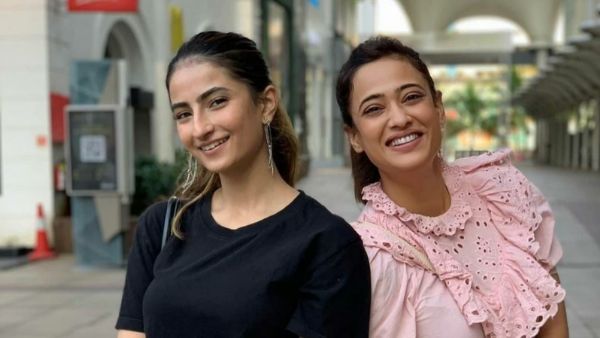 పలక్ తివారీ ఎవరి కూతురంటే?