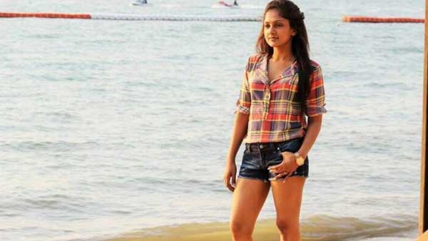 Allu arjun parugu heroine Sheela Kaur latest unexpected pics viral