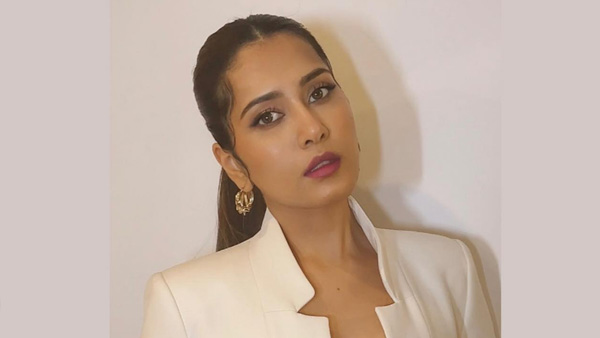 తెలుగులో అలాంటి ఎంట్రీ..