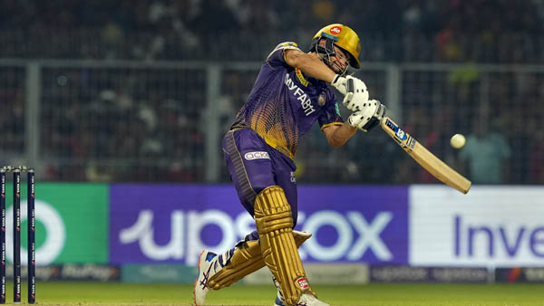 Do You Know What Shah Rukh Khan gifted to KKR Cricketer Rinku Singh after winning on Gujarat Titans in IPL?