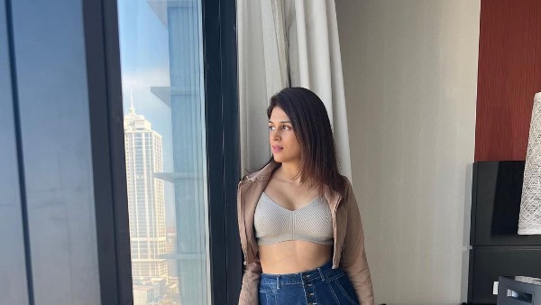 Shraddha Das Latest Hot Show