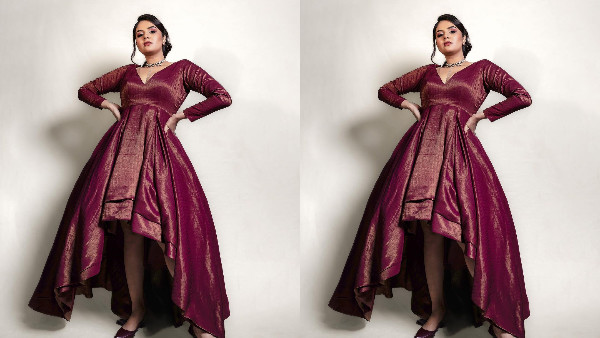Anchor Sreemukhi Stunning Looks In Latest Maroon Colour Dress Goes Viral