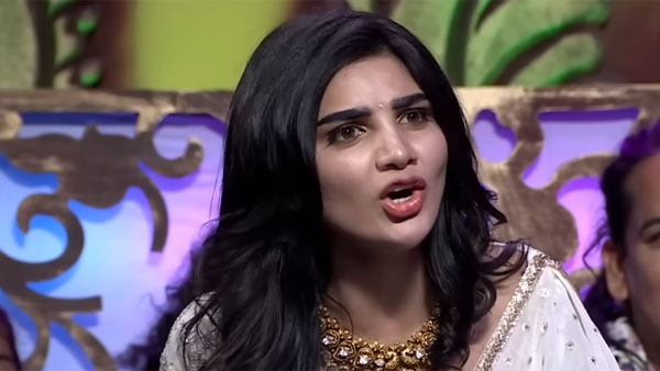 లవర్‌తో దొరికిపోయిన వర్ష