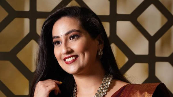 Telugu Glamorous Anchor Manjusha beautiful dance video viral