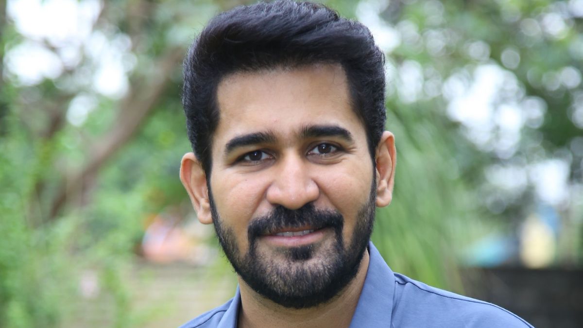 Bichagadu press meet