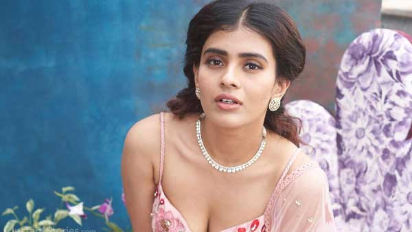 Kumari 21f fame Hebah Patel stunning glamorous photos viral Kumari 21f fame Hebah Patel stunning glamorous photos viral