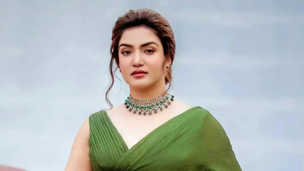 Actress Honey Rose Latest Sizzling Looks In Black Sleeveless Dress