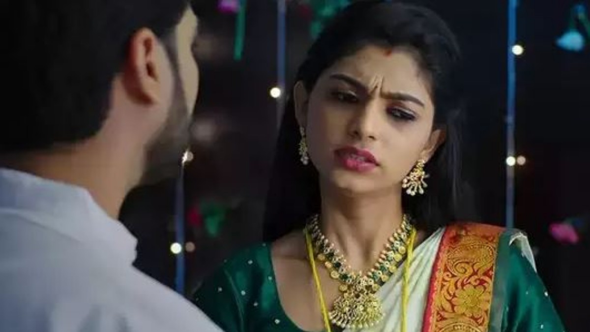  Intinti Gruhalakshmi