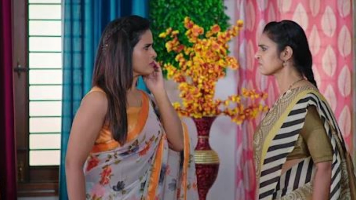  Intinti Gruhalakshmi