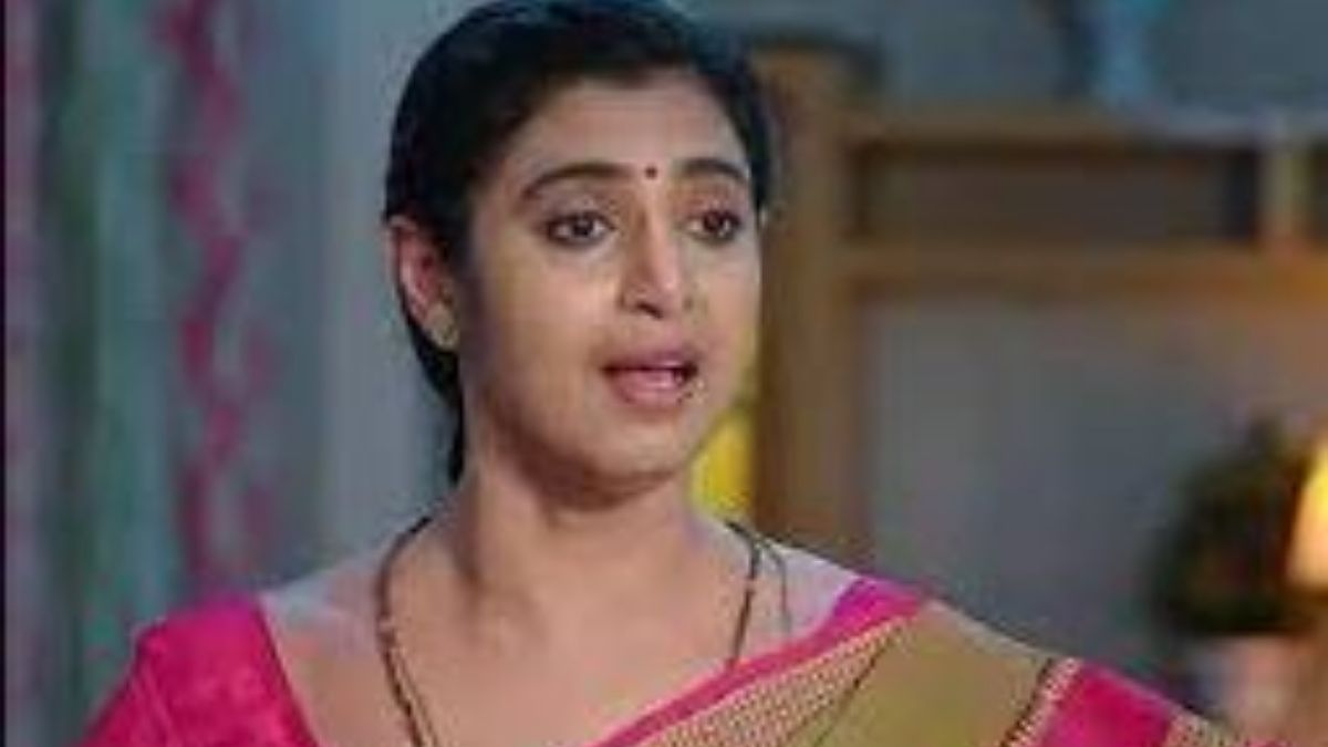 Intinti Gruhalakshmi: 