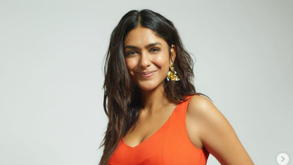 Umair Sandhu Tweet On Mrunal Thakur About Her Boyfriend Satisfying