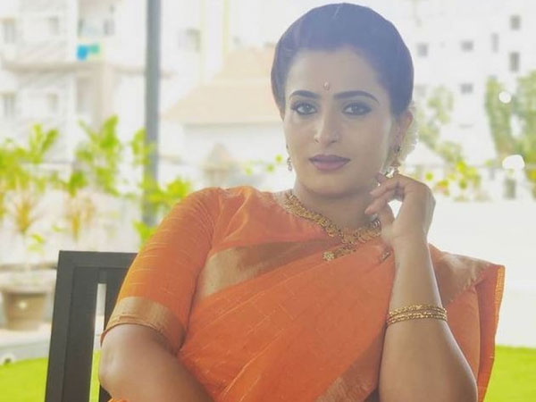 Karthika Deepam Fame Archana Ananth About VK Naresh Pavitra Lokesh Relationship