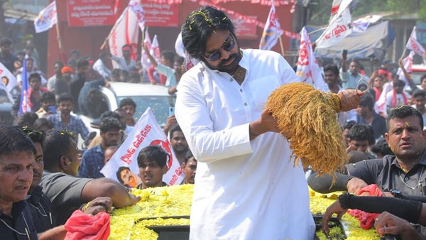 pawan-kalyan-rajahmundry-tour-1
