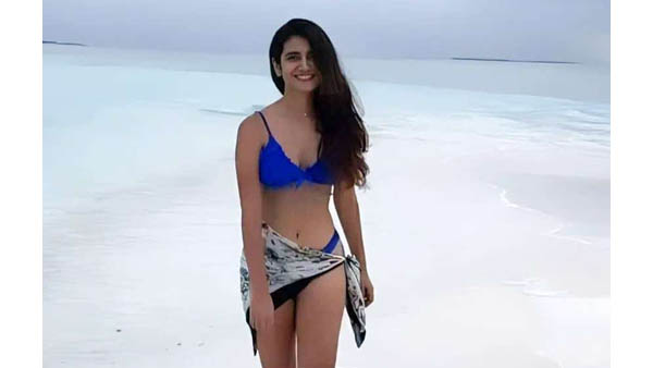  Priya Prakash Varrier latest bikini glamorous look viral