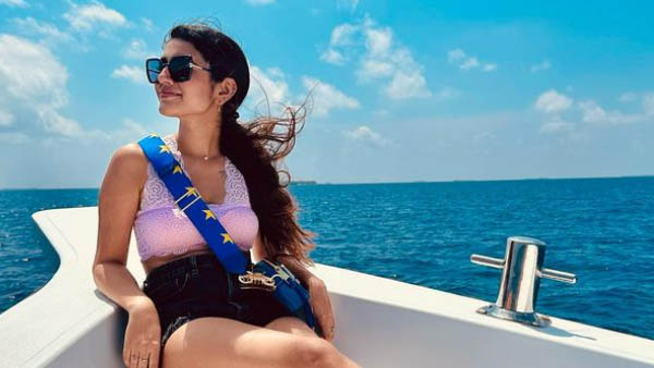  Priya Prakash Varrier latest bikini glamorous look viral