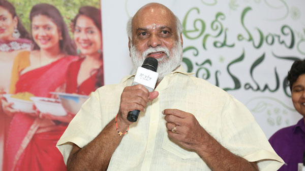 Raghavendra Rao About Ashwini Dutt Nag Ashwin Allu Aravind In Anni Manchi Sakunamule Promotions Raghavendra Rao About Ashwini Dutt Nag Ashwin Allu Aravind In Anni Manchi Sakunamule Promotions