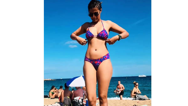 Telugu Actress Shreya Dhanwanthary Hot Ravishing Looks In Bikini At Beach