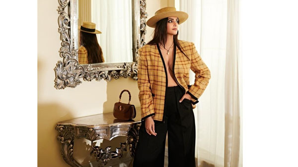 Sonam Kapoor Latest Gorgeous Photos Viral in Internet