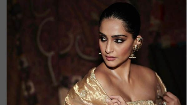 Sonam Kapoor Latest Gorgeous Photos Viral in Internet